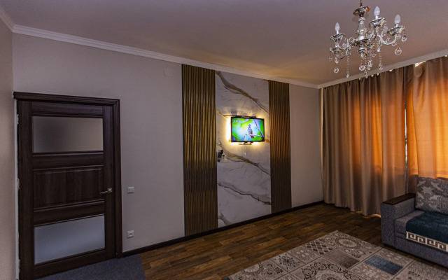 Dvukhspalny Gorodskoy Oazis v Tsentre Goroda Flat