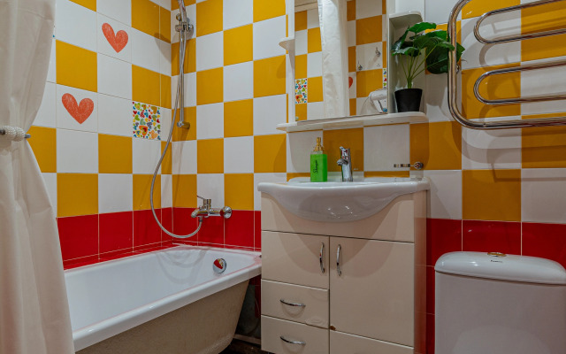 Квартира на Бакинских Комиссаров 107