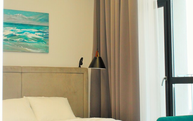 Квартира West