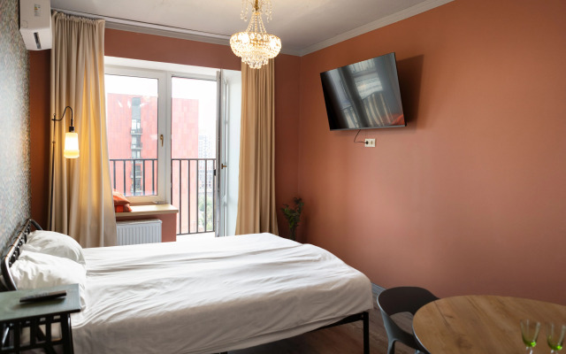 Yabloni I Grushi Flat