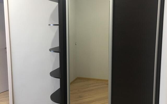 Three-Room Apartments for 5-7 People