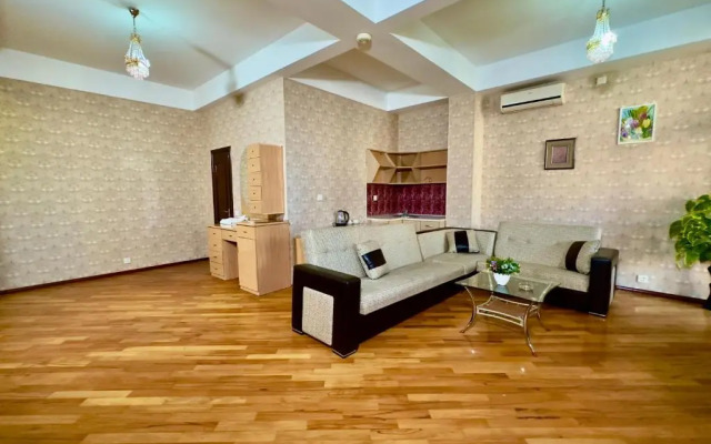 Nur-2 Hotel