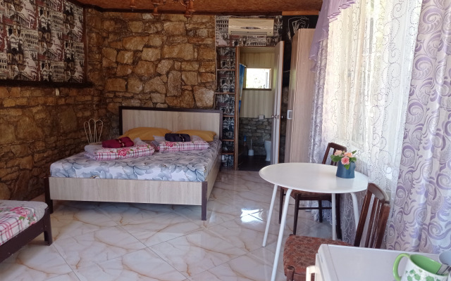 Evelinka Guest House