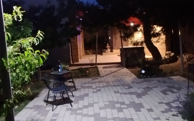 Na Monastyrskom Shosse Guest house