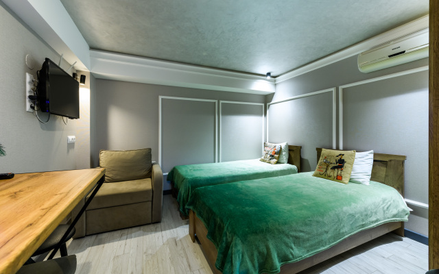 Апартаменты на Защитников Кавказа 114