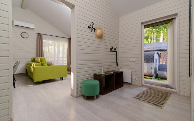 Simple Life Home 232 Private house