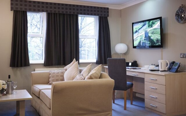 The Avenue Hotel