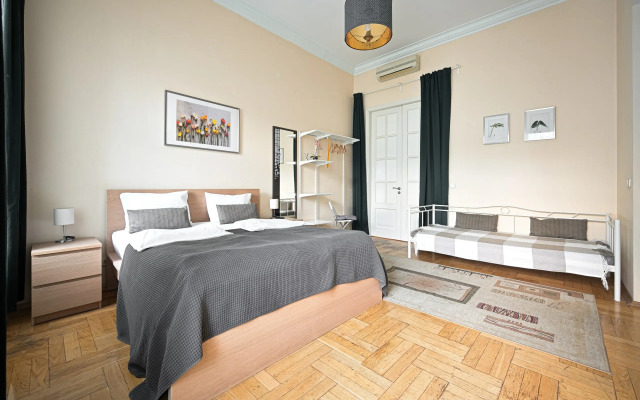 Апартаменты 1912 у Аничкова моста №4