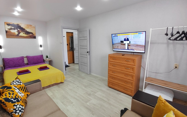 Квартира возле ТРЦ Плазма с лифтом и балконом