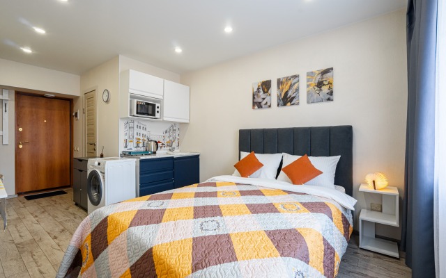 Uyutnaya studiya na prospekte Kosmonavtov Apartments