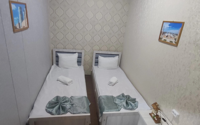 Fayz Hostel