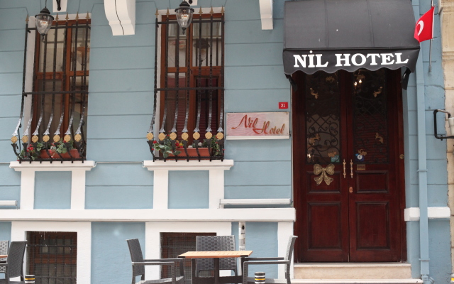 Nil Hotel