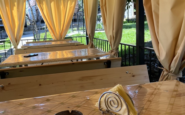Guest house Adel
