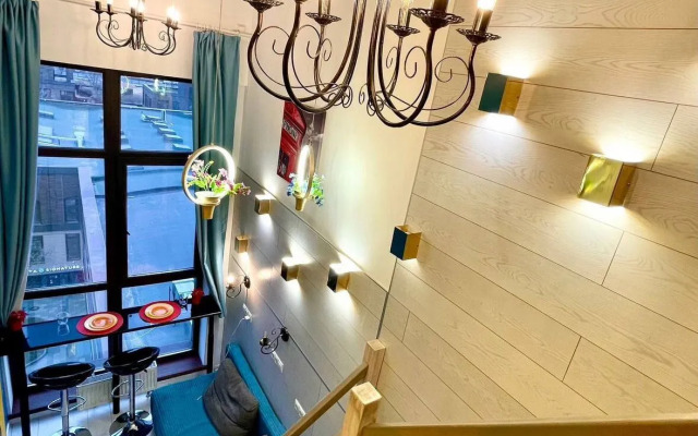 Квартира Двухуровневая студия рядом с метро Селигерская