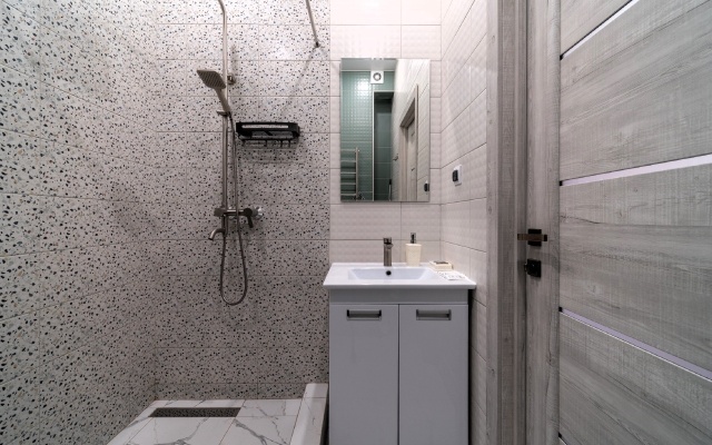 V Komplekse s Bassejnom Flat