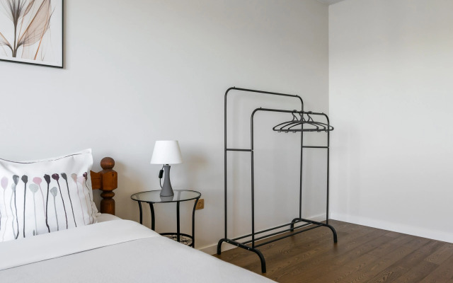 Квартира Просторная квартира с двумя отдельными спальнями и кухней