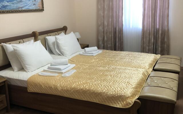 Delfin Hotel	