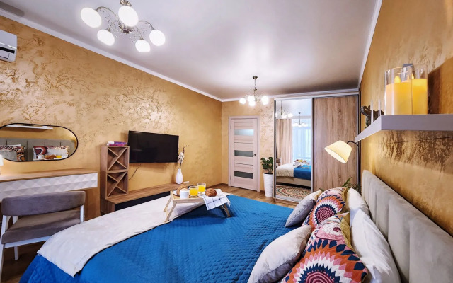 Апартаменты Яркая квартира на пр-т Ленина