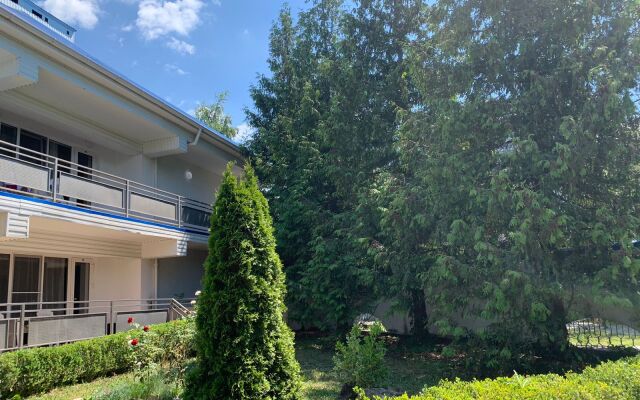 Solnechny Guest House