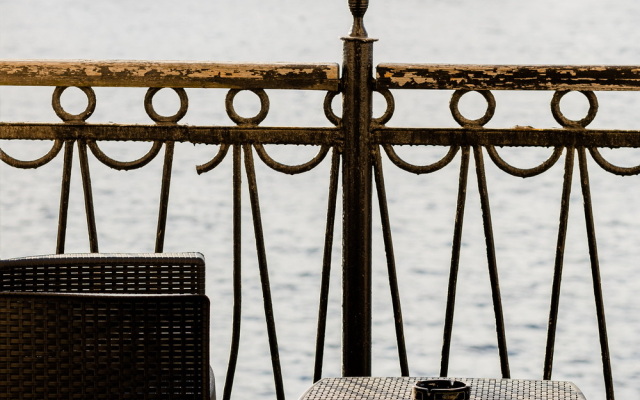 Апартаменты a.m. Rooms Neva Balcony (Angliyskaya Naberezhnaya)