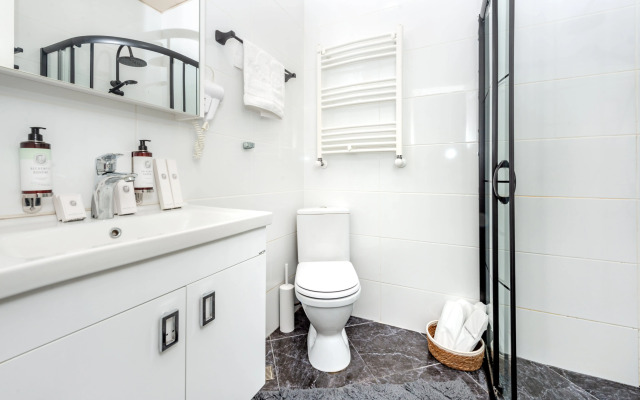 Azure Corner Retreat Apartments