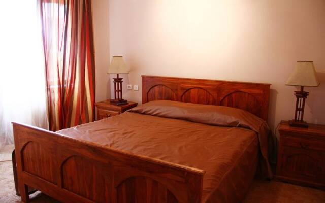 Villaparki Hotel
