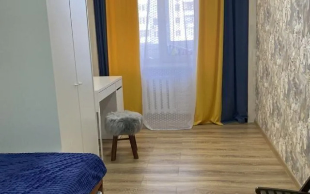 Квартира четырехкомнатная на Цюрупы, 84