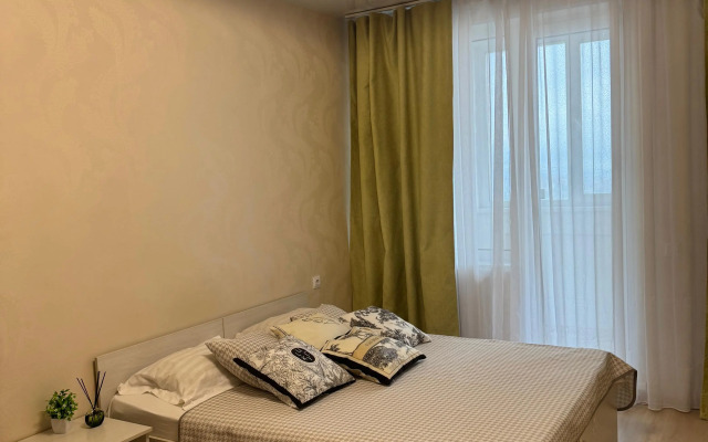Green Na Komarova 45 Apartments