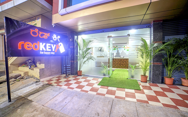 Red Key Bangalore Airport Hotel