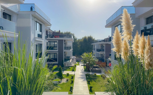 Апарт-отель Flower City Suits