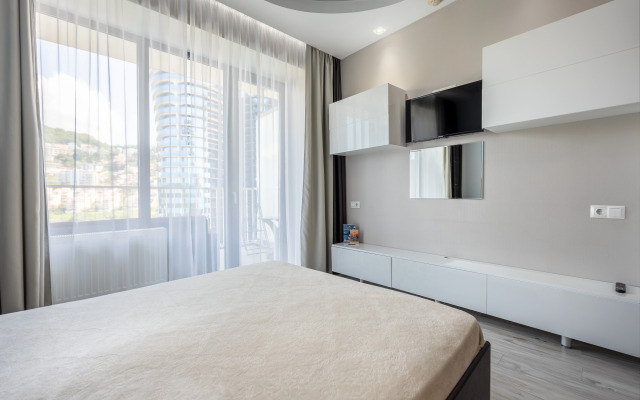 Апартаменты Студия с Просторной Террасой в ЖК Актер Гэлакси