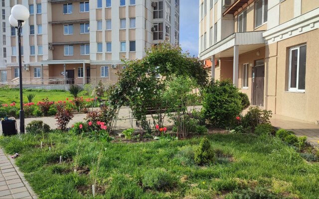 Studiya 33 Kv.M na Beregu Morya Belveder Flat
