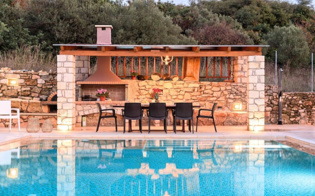 Cretan Lux Villa