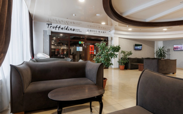 Отель Azimut Кемерово