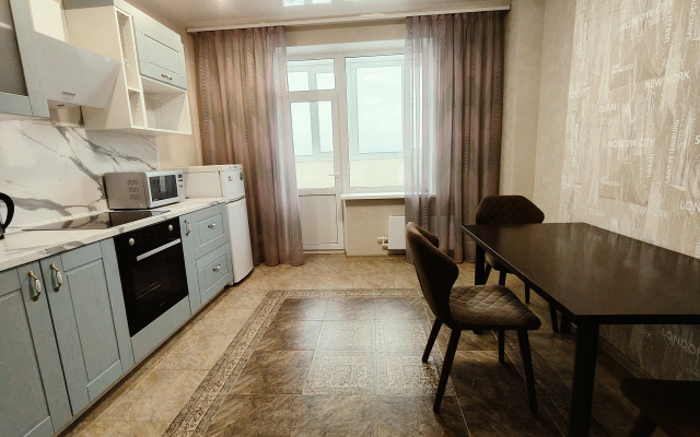 Bolshaya S Vidom Na Reku Flat