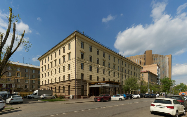 Oksana Hotel