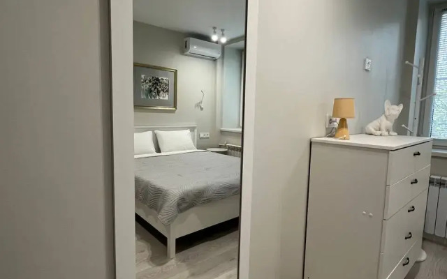 Oblomov Alekseevskaya 14 Apartment