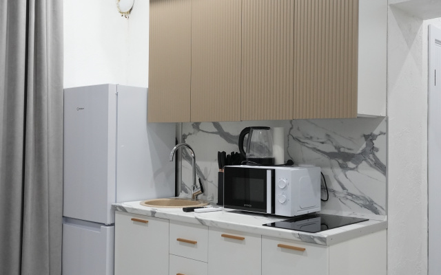 Апартаменты на Светлой 18 (308)