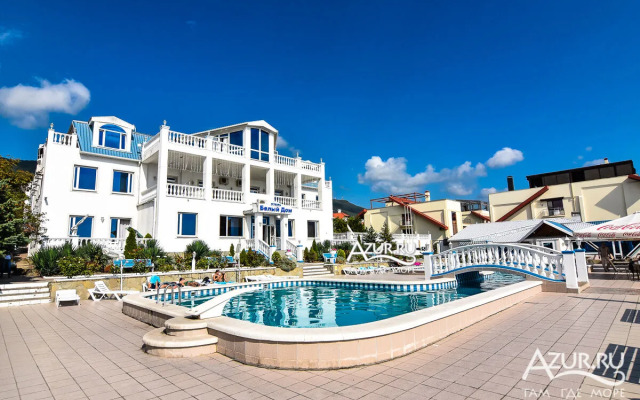 Beliy Dom Hotel