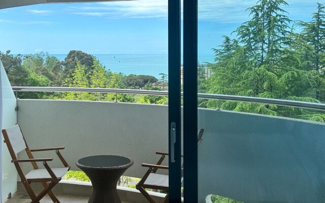 V otele s vidom na more. Kosmos 522 Apartments