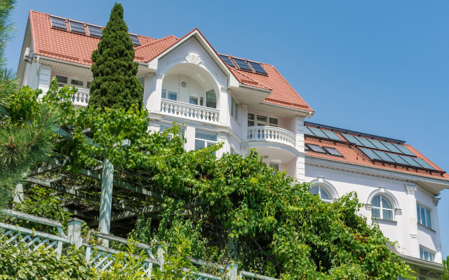 Bon Maison  Boutique Hotel