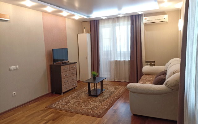 Квартира Двухкомнатная у Метро Козья Слобода