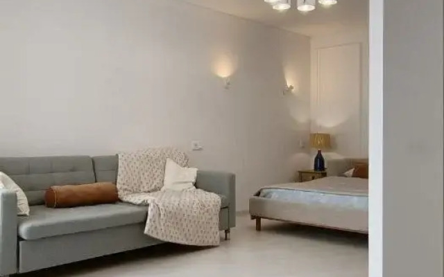 Апартаменты у Мирожского монастыря