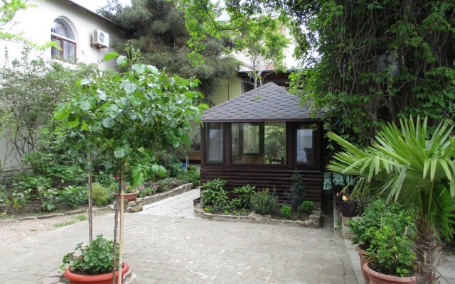 Kryim Guest House