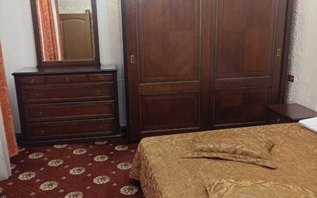 Hotel Tsentral Korpus 1