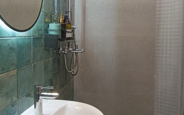Tsentr Atmosfernaya Studiya na 4-m Etazhe Flat