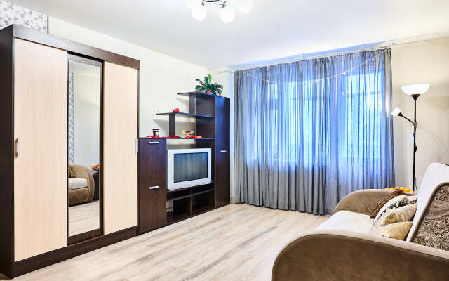 Квартира с бесплатной парковкой и большой площадью