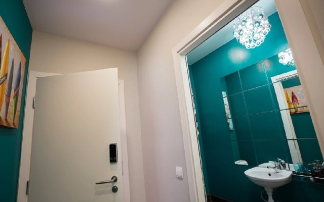Gostevaya Alesya Na Malyisheva 4B Flat