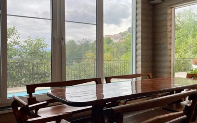 V Sochi Dacha Guest house