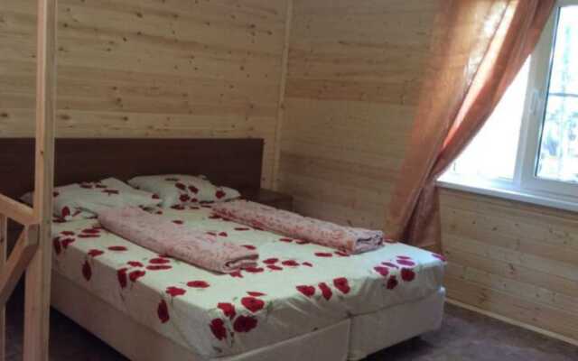 Tikhiy Lesok Hotel
